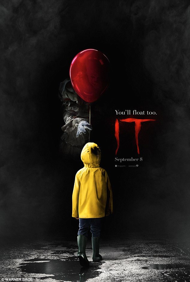 Đạo diễn “Mama” tái xuất với dự án phim kinh dị - 7 Mùa Halloween năm nay, fan phim kinh dị sẽ được “tái ngộ” với hàng loạt nhân vật rùng rợn từng gây ám ảnh màn bạc, ngoài sự tái xuất của hề Pennywise, còn có nhân vật đeo mặt nạ khúc côn cầu - Jason Voorhees của “Friday the 13th Reboot” (Thứ 6 ngày 13) và nhân vật Jigsaw trong “Saw: Legacy”.