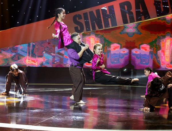 “Kiến càng” Phạm Văn Mách hóa thành anh nông dân… nhảy hip hop - 2