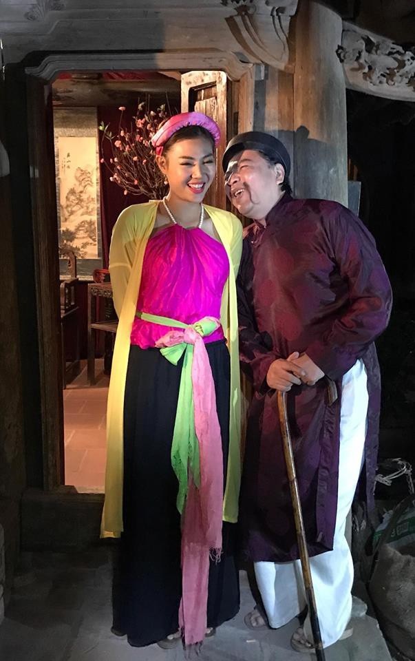 Phan Hương vào vai vợ Lý Trưởng trong Chôn nhời 5.