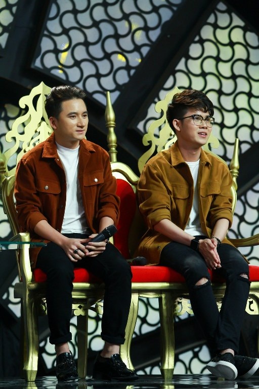 Phan Mạnh Quỳnh thi gameshow để trả nợ cho bố mẹ - 2
Phan Mạnh Quỳnh hiện khá đắt show trong các cuộc thi âm nhạc