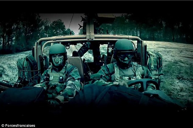 Đặc nhiệm Pháp tung video tuyển quân như phim hành động Hollywood - 1
(Ảnh: Dailymail)