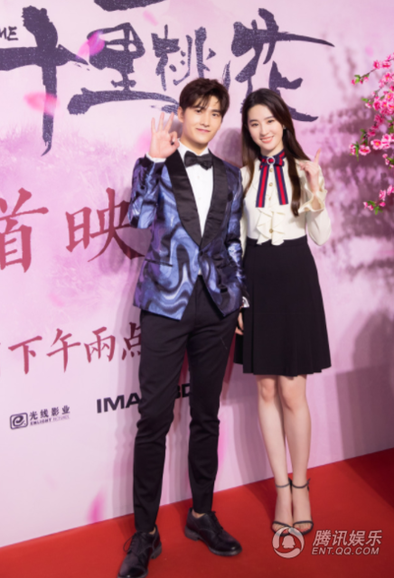 Lưu Diệc Phi gây sốc với màn vũ đạo cực "sung" - 13
Nữ diễn viên xinh đẹp vẫn sở hữu nhan sắc vạn người mê sau hơn chục năm gia nhập làng giải trí. Vẻ đẹp trong trẻo thoát tục của cô giúp Lưu Diệc Phi luôn là sự lựa chọn hàng đầu của các đạo diễn khi tìm kiếm nhân vật nữ chính trong các bộ phim cổ trang kiếm hiệp.