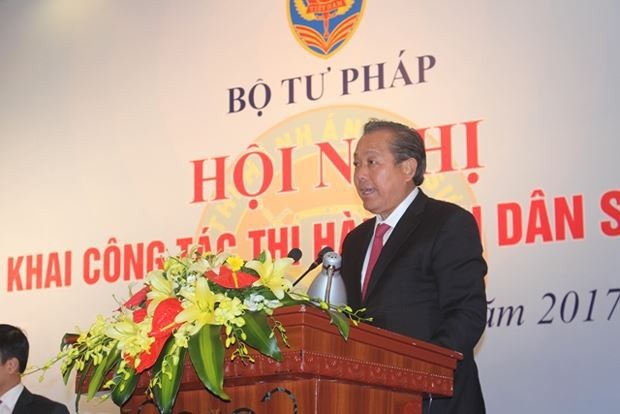 Xử lý nghiêm người chây ỳ, trốn tránh thi hành án - 1 Phó Thủ tướng Thường trực Trương Hoà Bình chỉ đạo tại hội nghị triển khai công tác thi hành án dân sự năm 2018.