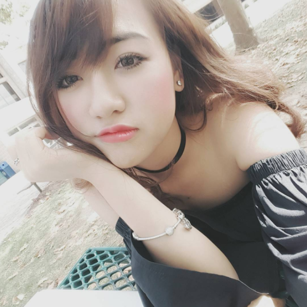 Hot girl có nụ cười “trẻ thơ” kể chuyện du học Mỹ - 5 Những hình ảnh khác của Phoanh Charmmie
