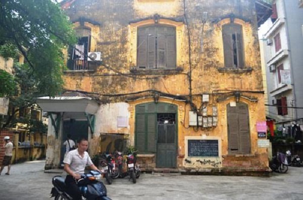 Chủ tịch Hà Nội phát hiện vụ bán biệt thự bằng “địa chỉ ma” - 1
Chủ tịch Hà Nội đã phát hiện dấu hiệu bất minh trong một vụ mua bán biệt thự trong danh mục quản lý. (Ảnh minh họa)