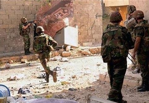 Chiến sự Syria: Bước ngoặt mới Nam Aleppo, siết chặt Damascus - 1 Quân chính phủ Assad tấn công dữ dội Nam Aleppo