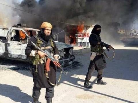 Mosul thắng lớn, quân đội Syria phản công trên toàn mặt trận - 3 IS vẫn đang kiểm soát phần lớn thành phố Deir Ezzor