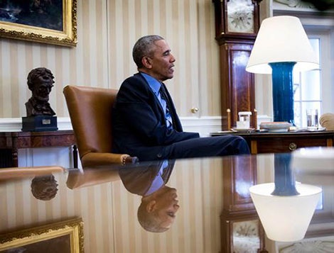 Ông Obama làm nhà văn trước khi bước vào "khách sạn 8 sao" Nhà Trắng - 1 Tổng thống Barack Obama: “Công việc trong Nhà Trắng rất đơn độc”.