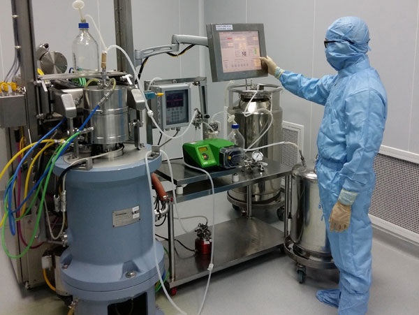 
Vận hành máy siêu ly tâm tách hạt vius trong công nghệ sản xuất vaccine cúm A/H5N1, cúm A/H1N1/09.
