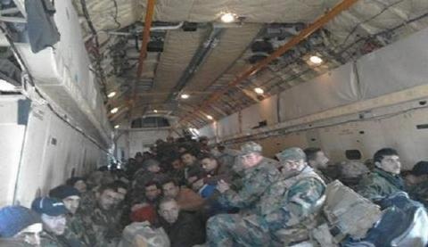 Binh sĩ Syria được máy bay Il-76 Nga vận chuyển đến Qamishli, sau đó tới tiếp viện cho sân bay Deir Ezzor