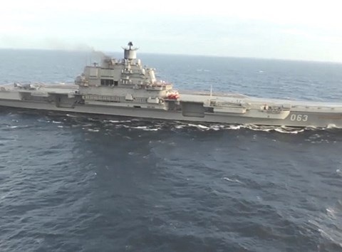 Tàu sân bay Đô đốc Kuznetsov về đến Nga sau sứ mệnh tại Syria - 1 Tàu sân bay Đô đốc Kuznetsov trở về Nga sau nhiệm vụ tại Địa Trung Hải