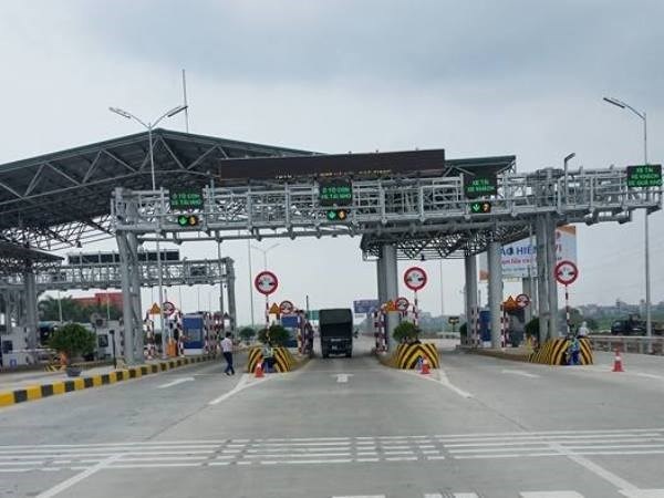 Thu phí BOT Hà Nội - Bắc Giang: Phát hiện chênh lệch 84 triệu đồng/ngày - 1
Trạm thu phí đường cao tốc Hà Nội-Bắc Giang được đặt tại Km152+080 địa phận tỉnh Bắc Ninh. (Ảnh: Diễn đàn otofun)