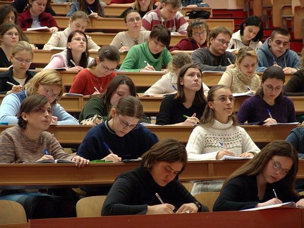 Sinh viên Séc yêu cầu mức lương cao khi vừa mới ra trường - 1 Ảnh minh họa. (Nguồn: Radio Prague)
