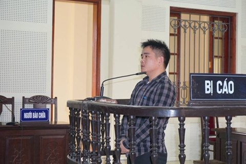 Nguyễn Văn Dinh trong phiên xét xử sáng nay