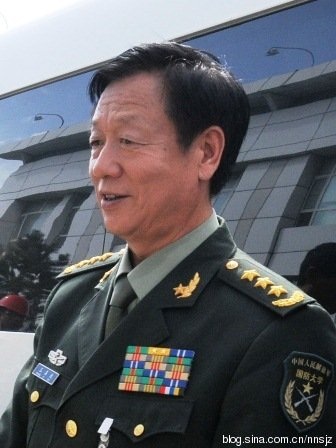 Thêm một thượng tướng quân đội Trung Quốc mất chức - 1 Ông Vương Hỉ Bân khi còn tại ngũ