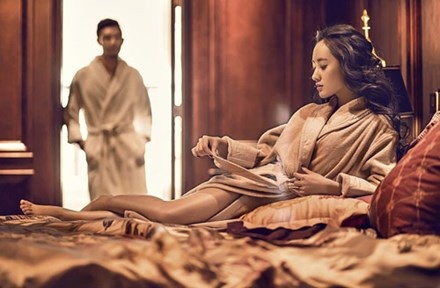 Sinh nhật chồng, vợ yêu bận "công tác" cùng sếp trong khách sạn - 1
Ảnh minh hoạ: Internet