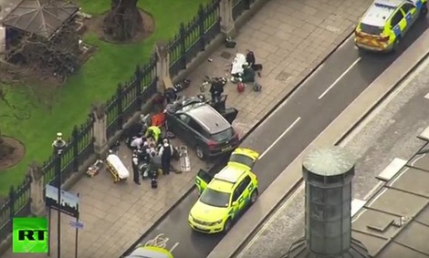 Hiện trường vụ tấn công bên ngoài tòa nhà Quốc hội Anh hôm 22-3.