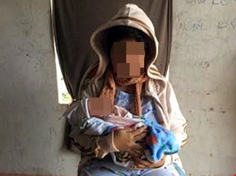 Bé gái 14 tuổi sinh con nghi bị chủ cưỡng hiếp - 1 Mới 14 tuổi, P. đã làm mẹ với những bi kịch nối tiếp kéo dài