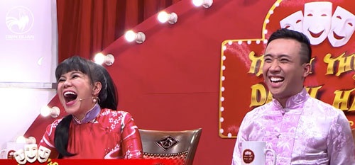 Hài là khóc lên tiếng cười và cười ra nước mắt - 1
Thách thức danh hài là một trong những chương trình bị cho là nhảm. (Ảnh do chương trình cung cấp)
