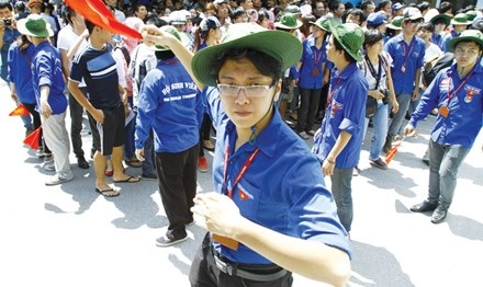 Có một số ý kiến cho rằng nên nâng tuổi Đoàn lên 35. Ảnh: Ngọc Châu.