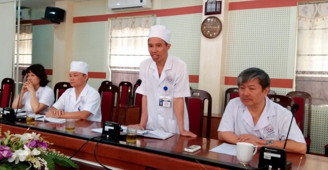 Bệnh viện đa khoa TƯ Thái Nguyên lên tiếng về vụ trục lợi bảo hiểm y tế - 1
Ban giám đốc Bệnh viện đa khoa trung ương Thái Nguyên trao đổi thông tin về vụ trục lợi BHYT