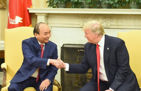 Nước Mỹ vẫn không thể bỏ qua châu Á - 1 Thủ tướng Nguyễn Xuân Phúc và Tổng thống Hoa Kỳ Donald Trump.
