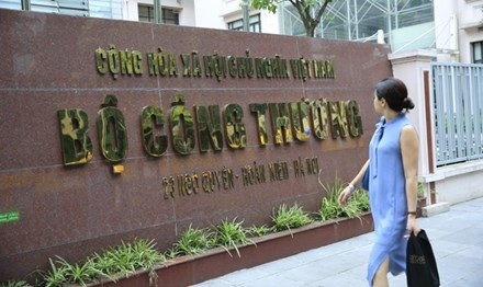 Thứ trưởng Kim Thoa kê khai tài sản không đúng: Trách nhiệm thuộc cả thủ trưởng Bộ Công Thương - 1
Ảnh: Hồng Vĩnh.