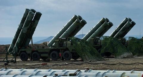 Thổ Nhĩ Kỳ mua S-400 để trả đũa Mỹ? - 1
Thổ Nhĩ Kỳ muốn mua 4 tiểu đoàn S-400 của Nga