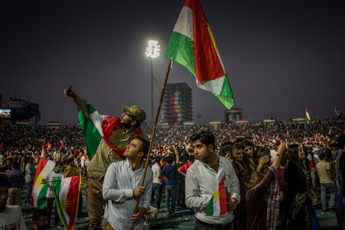 
Cuộc tuần hành ủng hộ độc lập của người Kurd ở TP Erbil - Iraq hôm 25-9. Ảnh: THE NEW YORK TIMES
