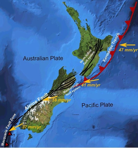 “Quái vật” cựa mình bên dưới New Zealand - 1
Đới hút chìm Hikurangi - chạy từ ngoài khơi phía trên đảo Nam New Zealand tới khu vực Gisborne ở đảo Bắc đã bắt đầu chuyển động. Ảnh: DAILY MAIL