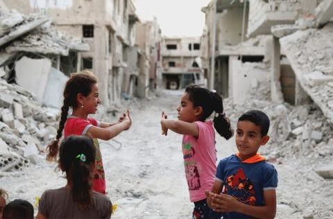 Trung Quốc tái thiết Syria, nguy cơ Nga thành phụ diễn - 1
Tái thiết Syria cần nguồn lực khổng lồ và Trung Quốc có đủ khả năng đáp ứng
