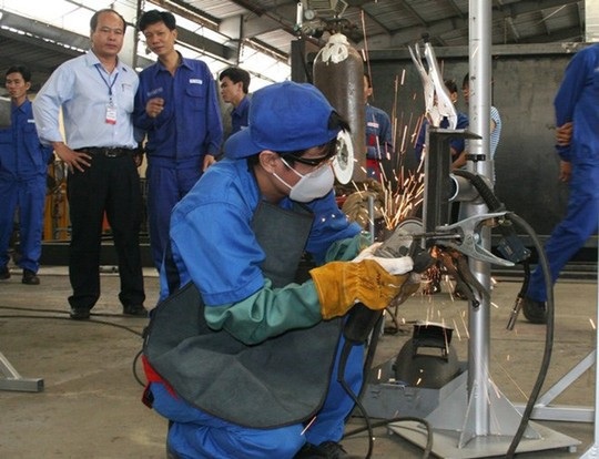 5.000 người mắc bệnh nghề nghiệp mỗi năm - 1 5.000 người mắc bệnh nghề nghiệp mỗi năm - 1