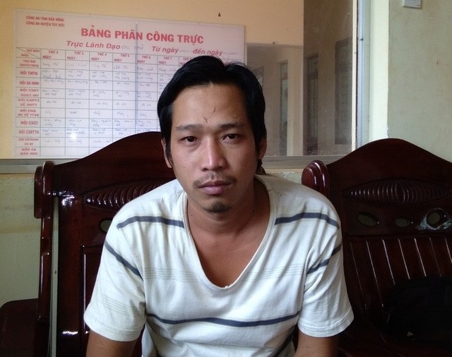 Xâm hại bé gái 13 tuổi bên cạnh ông nội ngủ say - 3 Đối tượng Vũ tại cơ quan cảnh sát điều tra