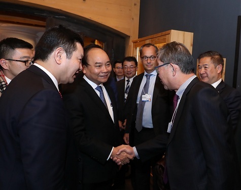Thủ tướng đối thoại với các tập đoàn công nghệ thông tin tại Davos - 2 Ảnh: VGP