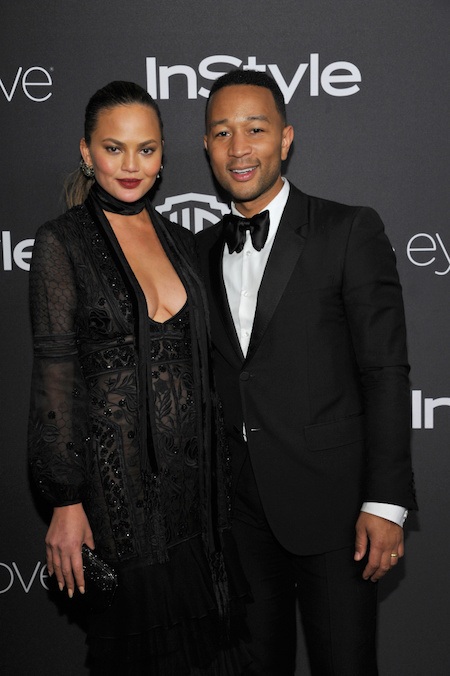 Bức xúc khi giọng ca “All of me” bị phân biệt chủng tộc - 1 Chrissy Teigen bức xúc chia sẻ chuyện ông xã bị phân biệt chủng tộc