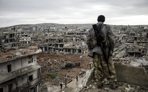 6 năm sau "Mùa xuân Arab": chật vật với xung đột và khủng hoảng - 2 Mùa xuân Arab càn quét qua Syria, để lại một khung cảnh hoang tàn và những cơn mưa bom đến nay vẫn chưa ngớt. Ảnh: AFP.
