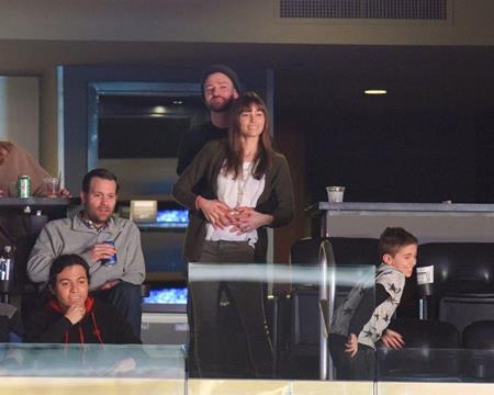 Sao và những giây phút yêu thương ngọt ngào khó quên - 1 Justin Timberlake và Jessica Biel đã kết hôn với nhau được năm năm nhưng tình cảm của cặp sao vẫn mãi như thuở ban đầu