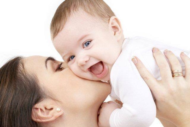 Có nên dùng máy xông mũi họng cho trẻ? - 1 Sử dụng máy xông mũi họng để điều trị cho bé là biện pháp được các bác sĩ khuyên dùng.