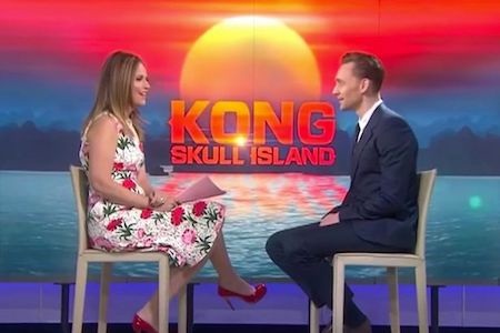Tom Hiddleston bối rối vì cuộc tình chóng vánh với Taylor Swift - 1 Tom Hiddleston vừa xuất hiện trên truyền hình