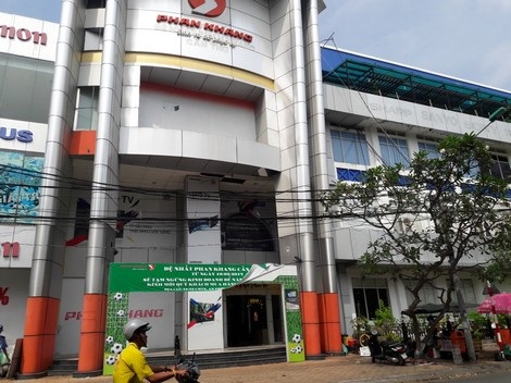 Cửa hàng điện máy Phan Khang Cần Thơ.