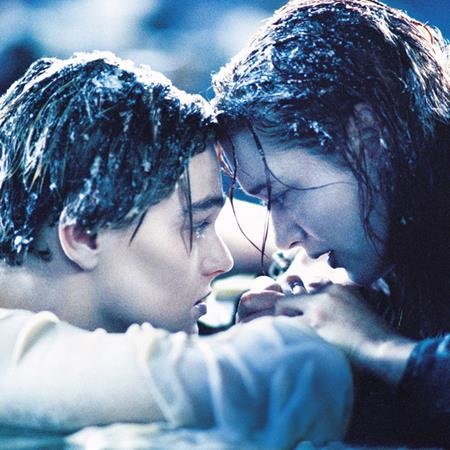 Tác phẩm điện ảnh kinh điển “Titanic” cùng tình khúc bất hủ “My heart will go on” đã được ra mắt khán giả thế giới vào năm 1997 và cho đến tận bây giờ, sau hai thập kỉ, tuyệt tác của đạo diễn James Cameron vẫn còn làm đắm say mọi con tim biết yêu và được yêu