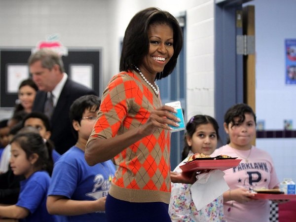 Những người nổi tiếng ăn gì trong bữa trưa? - 1
Michelle Obama - Một chiếc bánh pizza rau củ