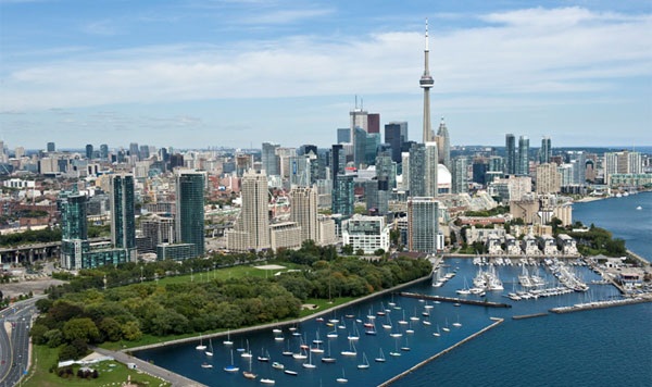 Chính sách du học, việc làm và định cư Canada năm 2017 - 1
Toronto – Thành phố có nền kinh tế phát triển nhất Canada