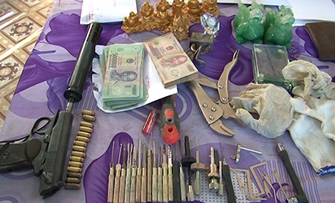 Tang vật vụ án.