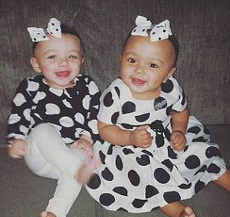 Cặp song sinh khác màu da đón sinh nhật đầu tiên - 1 Kalani và Jarani là hai chị em song sinh