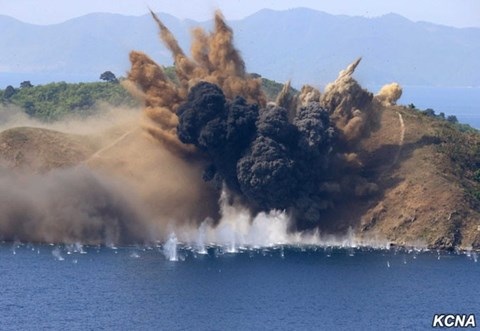 Vì sao ông Kim Jong-un không hề e sợ khi Mỹ rầm rộ điều quân đến - 2 Vì sao ông Kim Jong-un không hề e sợ khi Mỹ rầm rộ điều quân đến - 2