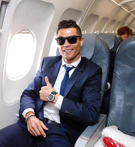 Sốc với mức thù lao của C.Ronaldo trong 4 giờ đồng hồ - 1 C.Ronaldo có mức giá đi sự kiện cao ngất ngưởng