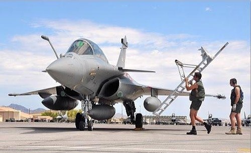Quân đội Qatar hiện đang sở hữu nhiều máy bay Rafale của Pháp. Ảnh: jetsqatar.com 