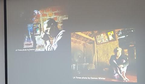 
 Bức ảnh người mẹ có cậu con trai là cậu bé chăn vịt bị giết trong cuộc thảm sát
