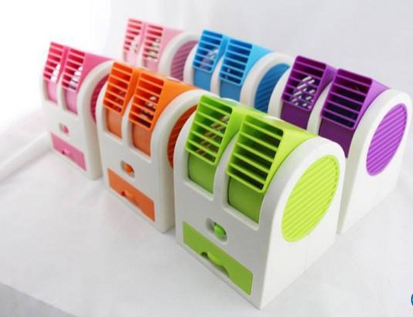 Loạn điều hòa mini giá 550 ngàn đồng: Siêu rẻ, dùng 1 mùa bỏ luôn - 2
Đa phần điều hòa mini được quảng cáo làm mát nhanh, giá siêu rẻ chỉ từ 100.000 đồng...cho tới 1 triệu đồng tùy sản phẩm